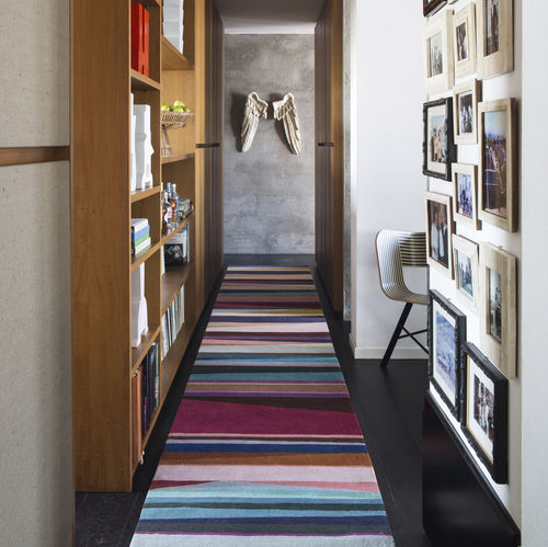 Tapete contemporâneo - REFRACTION - The Rug Company - listrado / em lã tibetana / retangular