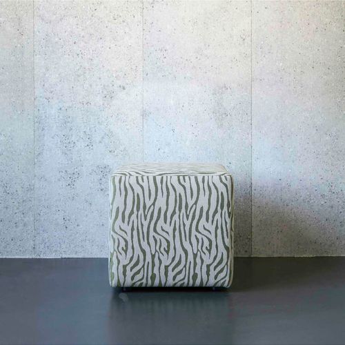 Puff contemporâneo - Square - Evolution 21 - Karine Bonjean bv - em tecido / em madeira / quadrado