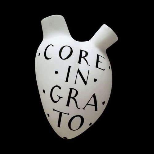 Vaso contemporâneo - CORE INGRATO - ELICA STUDIO - em porcelana / de parede / feito à mão