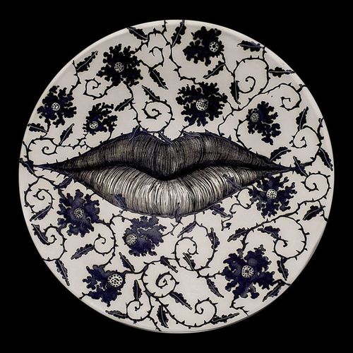 Escultura em porcelana - PIATTO DA POMPA BOCCA - ELICA STUDIO - feita à mão / made in Italy / de parede