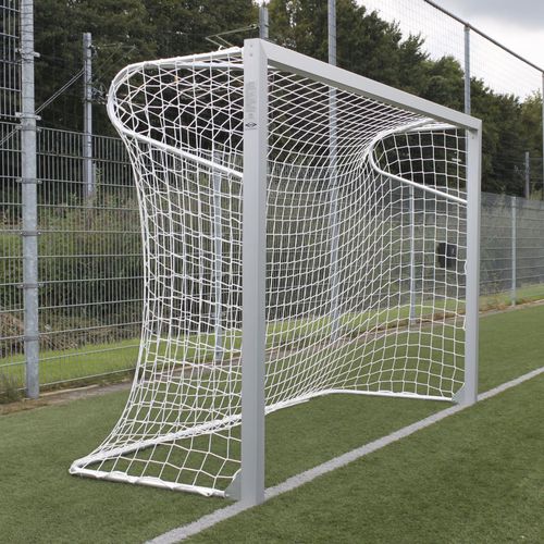 Trave de futebol em alumínio - 1615251 - Schelde Sports - para fixação em buchas no piso / branca / com pintura eletrostática