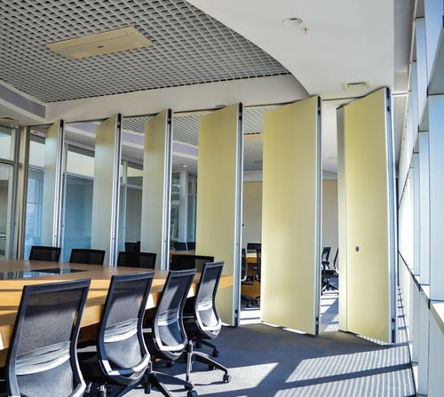Divisória sanfonada - ALNOWALL - ALN Office - Altinbölme Partition Wall - pivotante-deslizante / articulada / com vidro