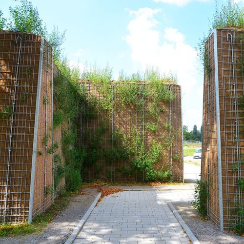 Parede antirruído com painéis modulares - INSA TERRA - Insametal - em polipropileno / para rodovia / com estrutura de aço