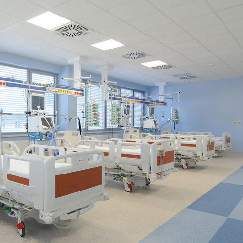 Forro em fibra mineral - MEDIGUARD Plain - Knauf Ceiling Solutions - em placas / para sala limpa / para ambiente interno