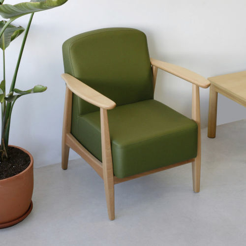 Poltrona contemporânea - BOREAL - Seniorcare - em tecido / em faia / de orelhas
