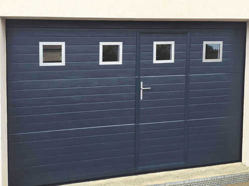 Portão seccionado para garagem - VILLA - USINE-ONLINE - em aço / em espuma de poliuretano / automático