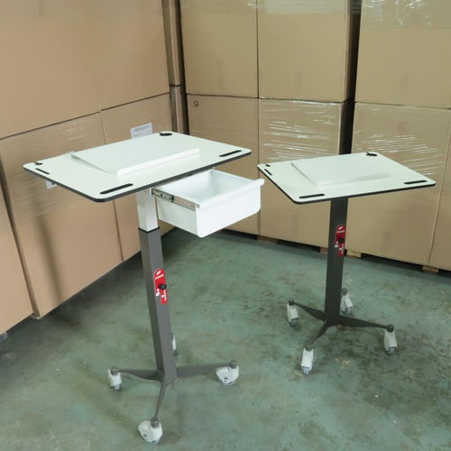 Mesa de computador. com rodízios - PRTRL6810 - Proruper - Unipessoal, Lda - contemporânea / metálica / reta