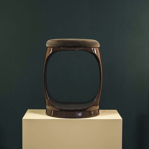Banqueta contemporânea - Signet Ring B10007 Brown - Softicated - em veludo / com base em poliuretano / estofada