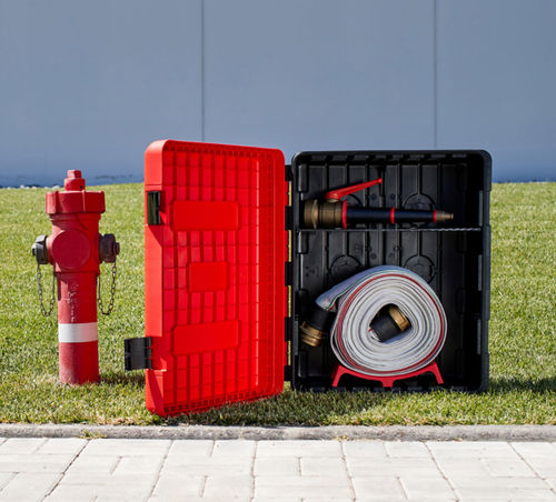 Abrigo para mangueira de incêndio em polipropileno - Dual - DAKEN SPA - em policarbonato / de piso / vermelho