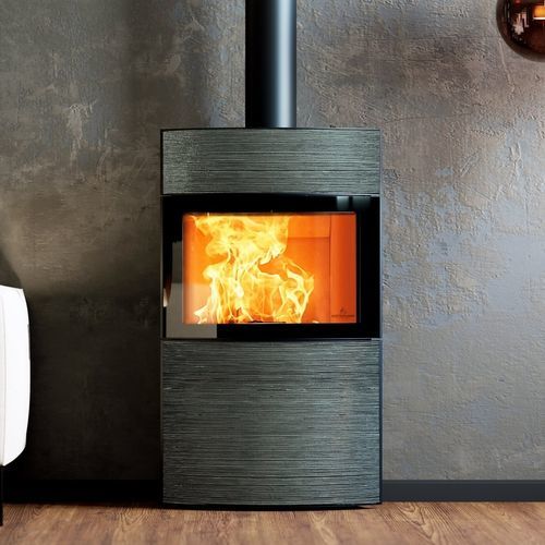Salamandra a lenha - Fynn Xtra - AUSTROFLAMM - 6 kW / de instalação livre / contemporânea