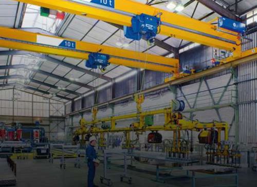 Pórtico em aço - voestalpine Sadef nv