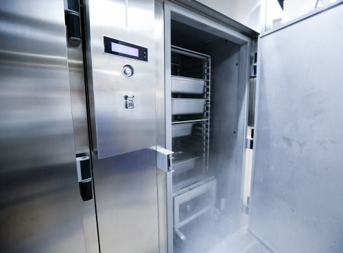Refrigerador vertical - SYSTEMHOUSE - profissional / da linha residencial / de embutir