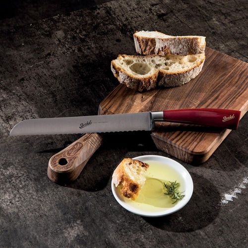 Faca de pão com cabo em resina - ELEGANCE 22 RED - Berkel - com lâmina de aço inoxidável