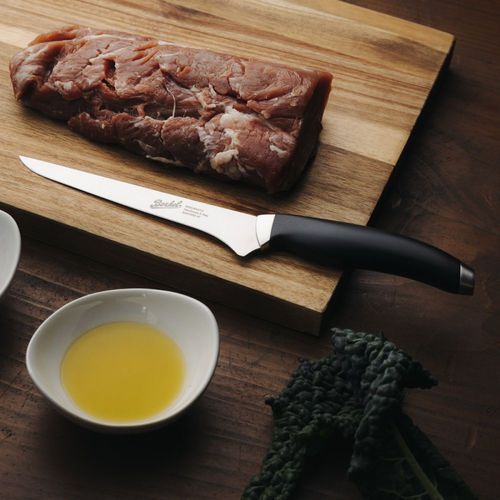 Faca de desossar com cabo de plástico - TEKNICA 16 BLACK - Berkel - com lâmina de aço inoxidável