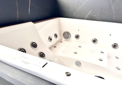 Banheira freestanding - DUOSPA - Preti - para uso profissional / em acrílico / contemporânea