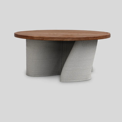 Mesa lateral design - TWIST - Sirolis - em madeira maciça / com base em madeira / redonda