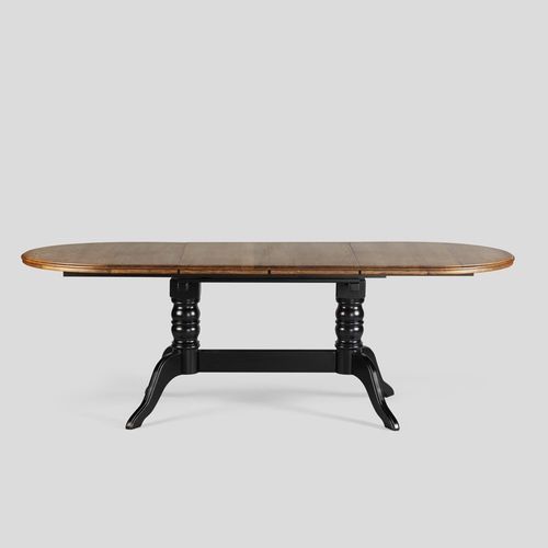 Mesa de jantar clássica - LIKITSARI - Meubles des Carpates - em faia / em carvalho / com base metálica
