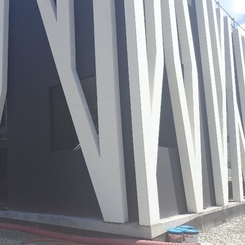 Pilar pré-fabricado em concreto - Groupe Saint Léonard - em Y / retangular / quadrado