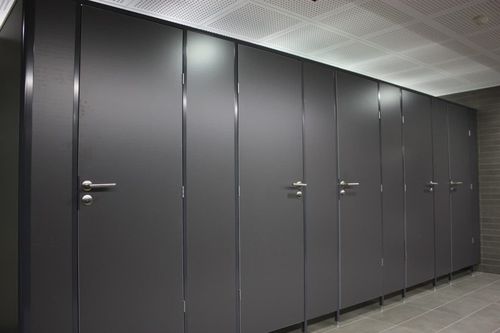 Divisória para banheiro em alumínio - LTT PLM - Eltete Oy - laminada
