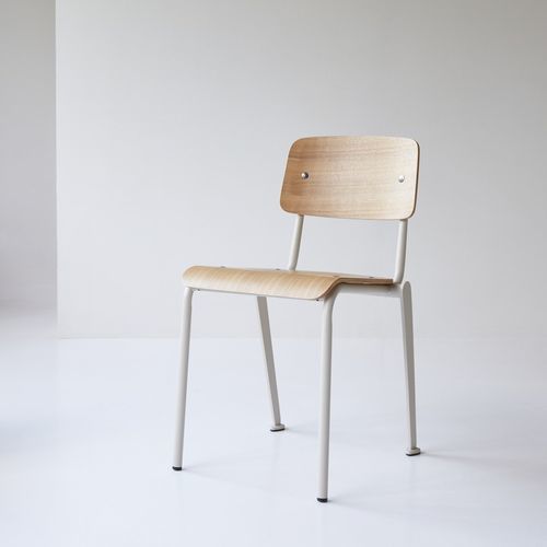 Cadeira contemporânea - MIO - Tikamoon - para ambiente interno / em madeira maciça / em nogueira