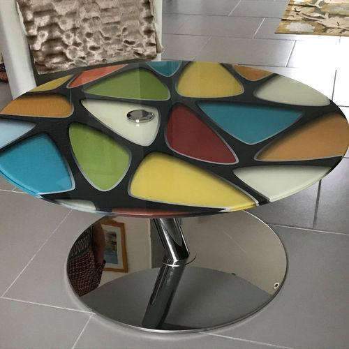 Mesa de centro contemporânea - Infiniglass - em vidro temperado / com base metálica / redonda