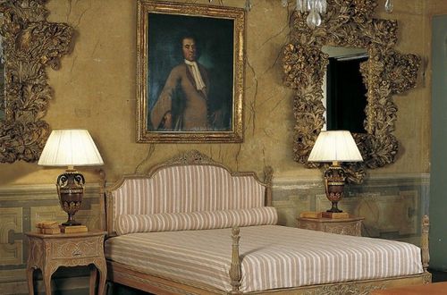 Cama de casal - ART.1126 - CHELINI - efeito clássico / estofada / com cabeceira