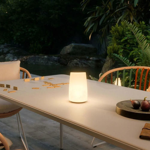 Luminária de mesa - OMBII  - DEDON GmbH - em polietileno rotomoldado / em PE / design