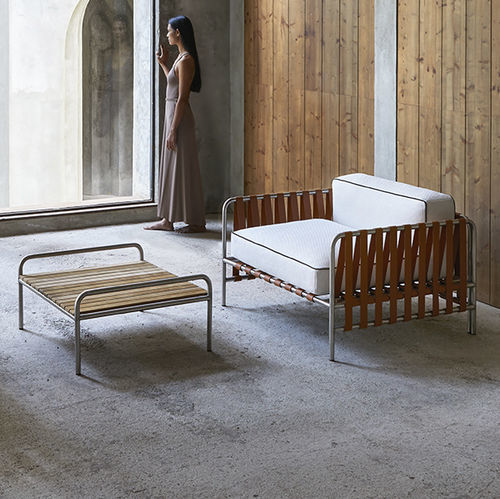Mesa de centro contemporânea - ONSEN  - GANDIA BLASCO - em iroko / em alumínio termolacado / com base em aço inoxidável