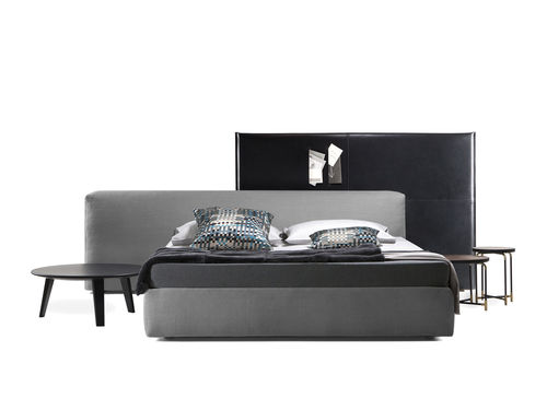 Cama de casal - PORTLAND - IVANO REDAELLI - contemporânea / com cabeceira estofada / estofada