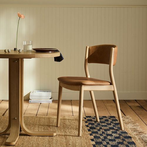 Cadeira contemporânea - Marcus Samuelsson  - West Elm - para ambiente interno / em tecido / em couro