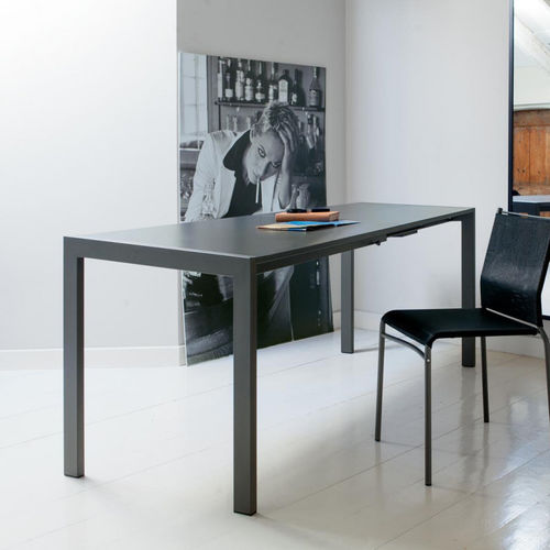 Mesa contemporânea - CIAK - INGENIA CASA - em laminado melamínico / em metal laqueado / com base metálica laqueada
