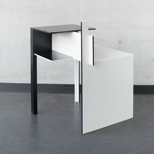 Mesa lateral contemporânea - DE STIJL - CLASSICON - em MDF laqueado / com base em MDF / quadrada