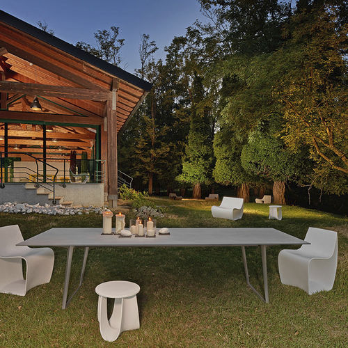 Mesa contemporânea - AXY  - MDF Italia - em madeira / em cerâmica / em Fenix NTM