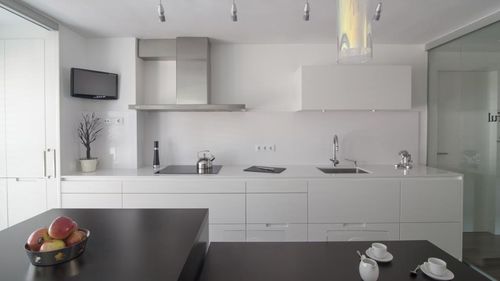 Cozinha contemporânea - MINOS SILK - SANTOS - em madeira / em laminado melamínico / com ilha
