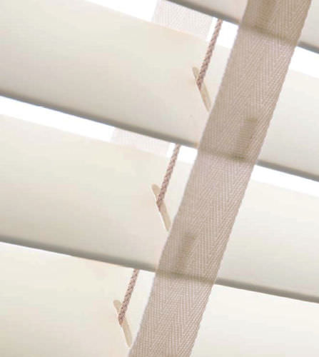 Persiana horizontal - AMISHADE : TENDANCE - AMI A. LENGLART - para janela / em madeira / de corrente