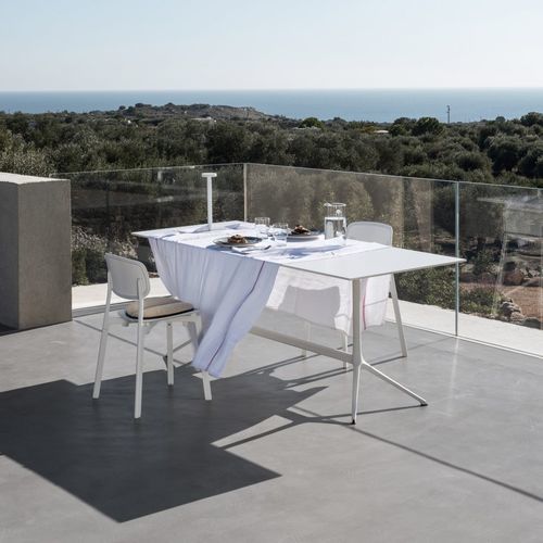 Mesa de lanchonete contemporânea - ELEPHANT - Kristalia - em laminado / em Fenix NTM / com base em alumínio