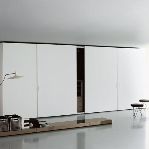 Guarda-roupa contemporâneo - STORAGE - Porro - em madeira laqueada / em vidro / com portas de correr