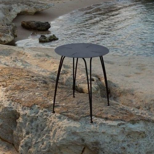 Mesa de centro contemporânea - Ariete  - Unopiù - em ferro forjado / com base em ferro forjado / redonda