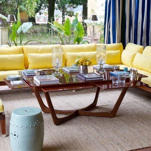 Mesa contemporânea - C'EST LA VIE - Unopiù - em mogno / em madeira encerado / com base em mogno