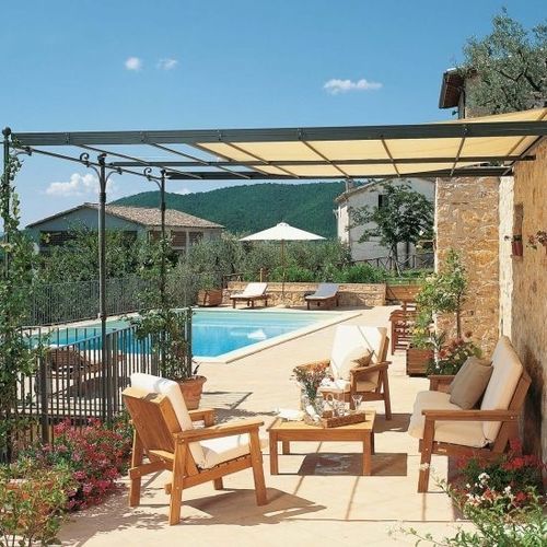 Pérgola apoiada em parede - Solaire - Unopiù - em madeira / em alumínio termolacado / em ferro galvanizado