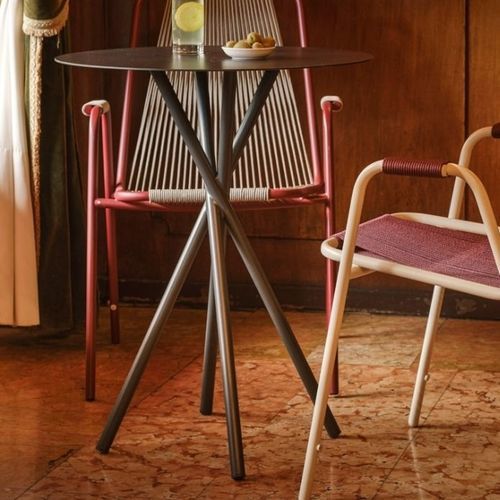 Mesa de lanchonete contemporânea - Coco  - Unopiù - metálica / com base metálica / redonda
