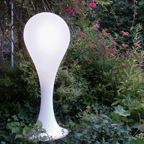 Poste balizador de iluminação de jardim - LIQUID LIGHT: DROP_4 - next - contemporâneo / em polipropileno / de LED