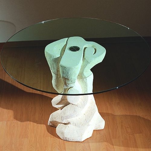 Mesa de jantar contemporânea - Mezzaluna - stonebreakers - em vidro / com base em pedra / redonda