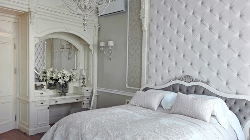 Cama de casal - AKAN-handmade furniture - clássica / estofada / com cabeceira