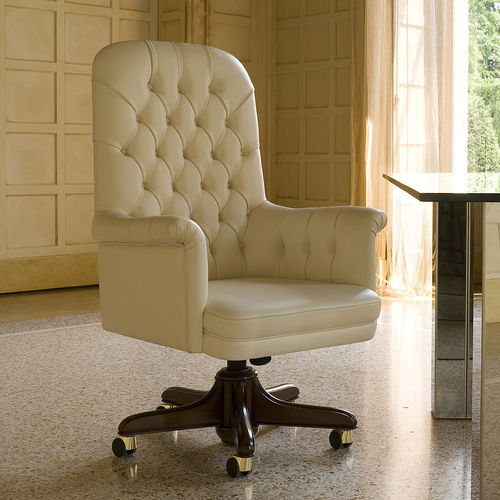 Cadeira executiva Chesterfield - DOCTOR - BERTO - em couro / da linha comercial / com base em estrela