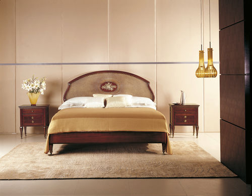 Cama de casal - OTTOCENTO - MEDEA - de estilo / em couro