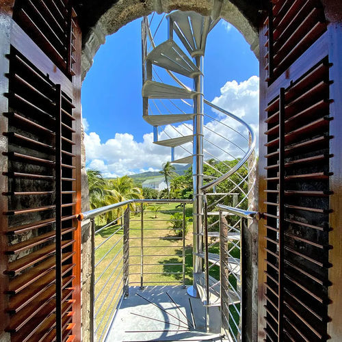 Escada em caracol - Marretti - com degraus em madeira / com degraus em vidro / com degraus em aço inoxidável
