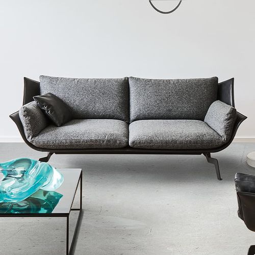 Sofá contemporâneo - LOFT - ipdesign - em tecido / em couro / com braços