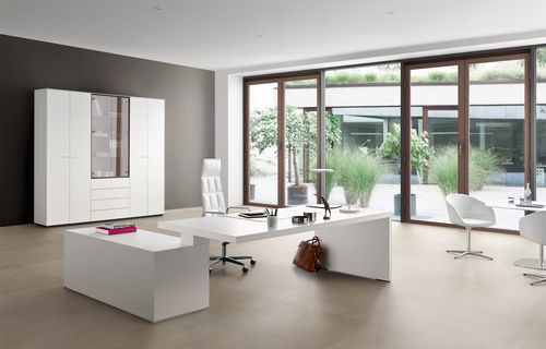 Armário de arquivo alto - Walter Knoll - em madeira / clássico