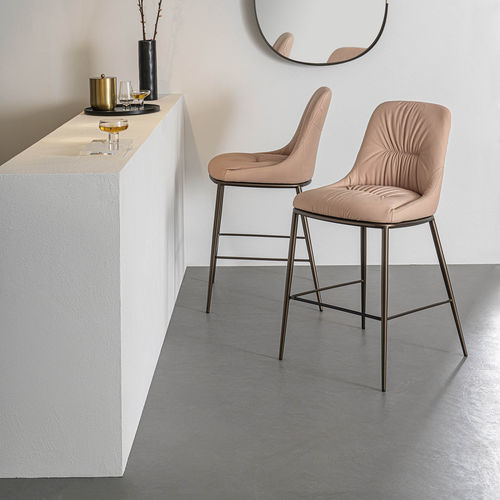 Cadeira alta contemporânea - CHIC - Riflessi - para ambiente interno / em tecido / em couro